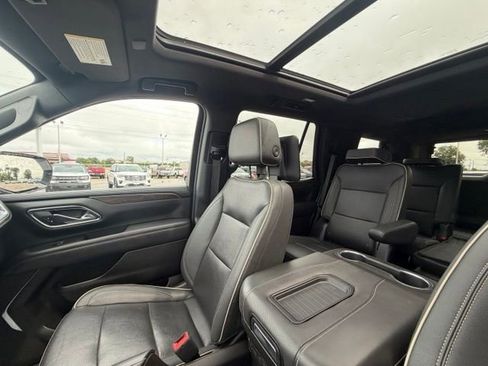 Used 2023 Chevrolet Tahoe Premier w/ Advanced Technology Package AWD/4WD image 32
