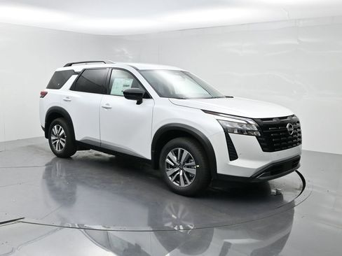 New 2026 Nissan Pathfinder SL FWD image 2