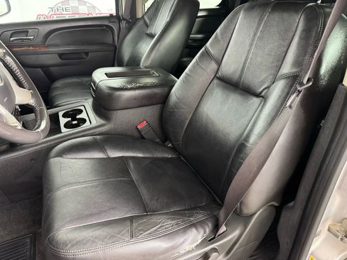 Used 2011 Chevrolet Tahoe LT image 28