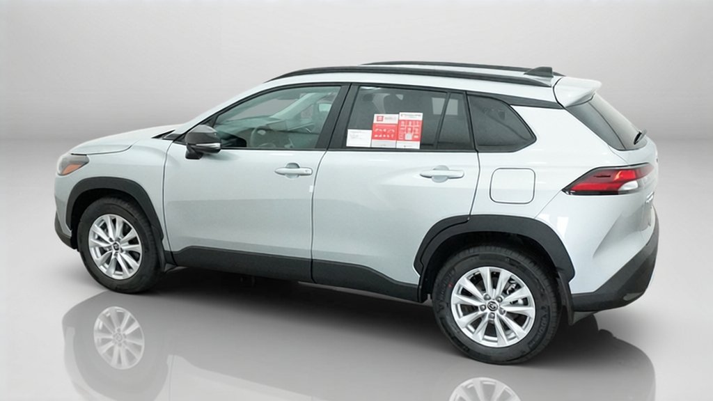 New 2026 Toyota Corolla Cross LE FWD image 29