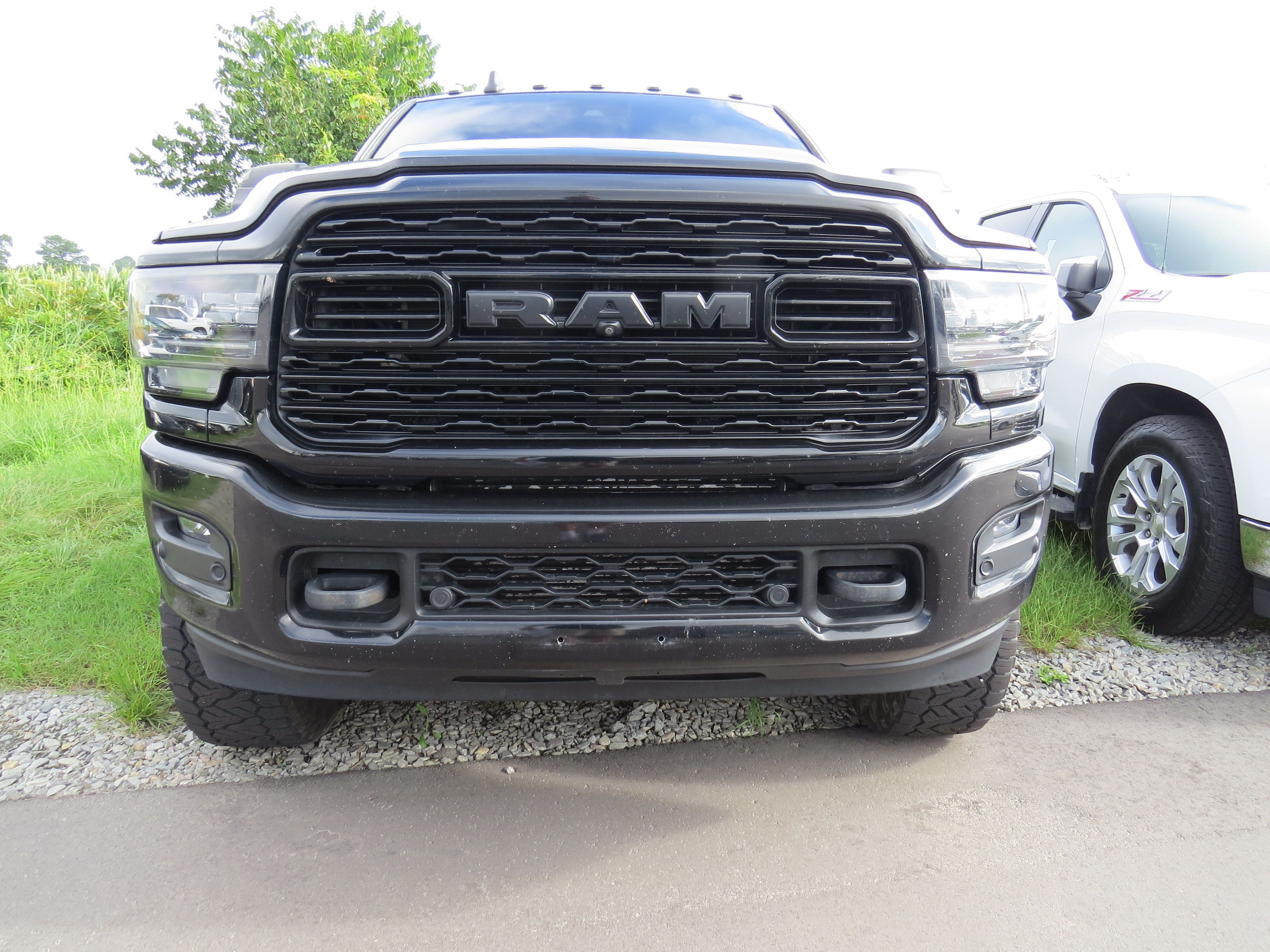 Used 2021 RAM 2500 Limited AWD/4WD image 2