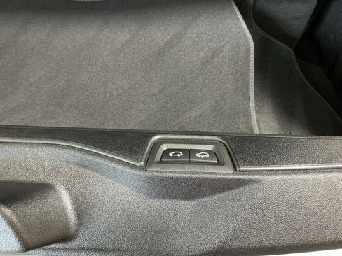 Certified 2025 BMW X7 M60i w/ Executive Package AWD/4WD image 34