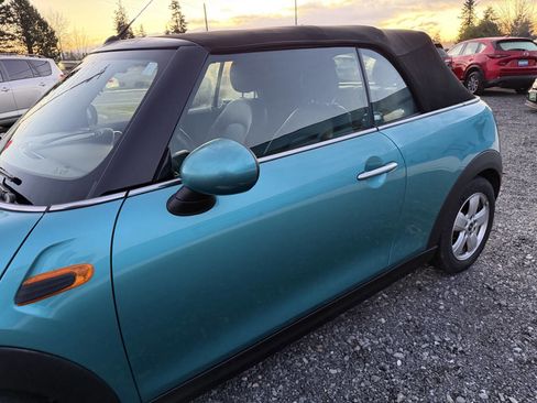 Used 2019 MINI Cooper Convertible w/ Signature Upholstery Package image 11