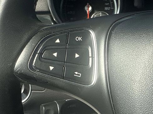 Used 2017 Mercedes-Benz GLE 350 image 26