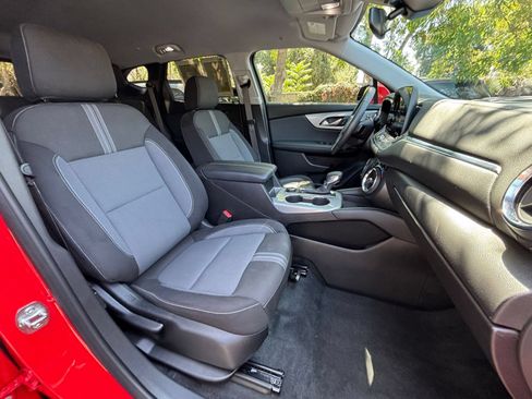 Used 2026 Chevrolet Blazer LT FWD image 32