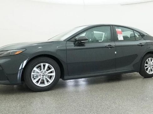 New 2026 Toyota Camry LE image 18