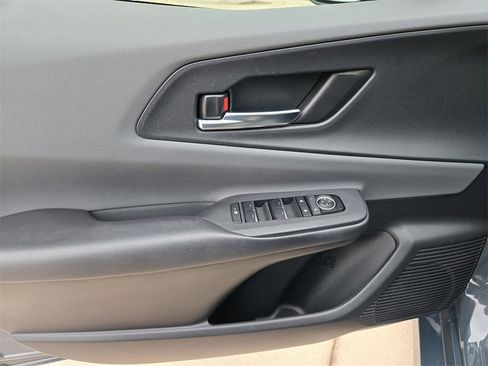 Used 2023 Toyota Prius XLE image 32