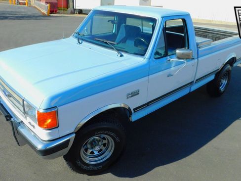 Used 1987 Ford F150 4x4 Regular Cab image 2