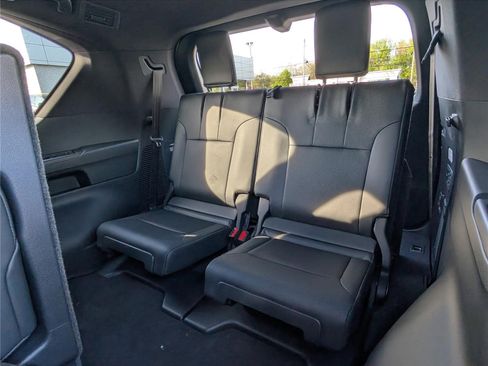 New 2026 Lexus LX 600 4WD w/ Luxury Package image 12