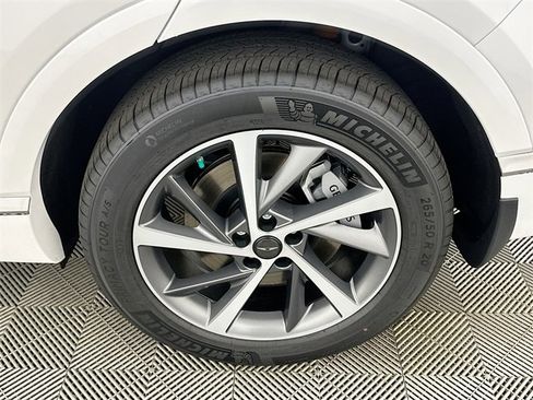 Certified 2025 Genesis GV80 2.5T Select image 21