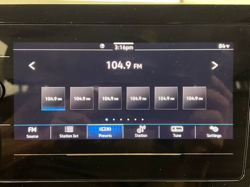 Used 2025 Volkswagen Taos S FWD image 59