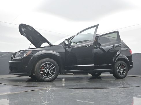 Used 2017 Dodge Journey SE w/ Flexible Seating Group image 60