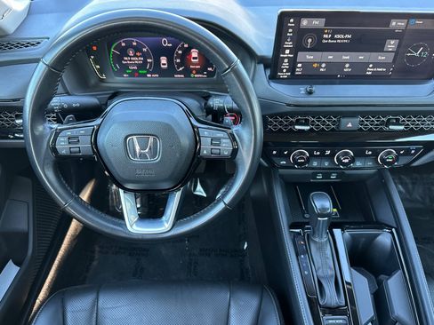 Used 2023 Honda Accord Touring image 15