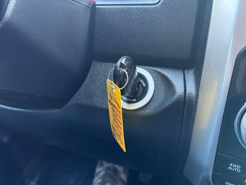 Used 2017 RAM 1500 Laramie AWD/4WD image 30