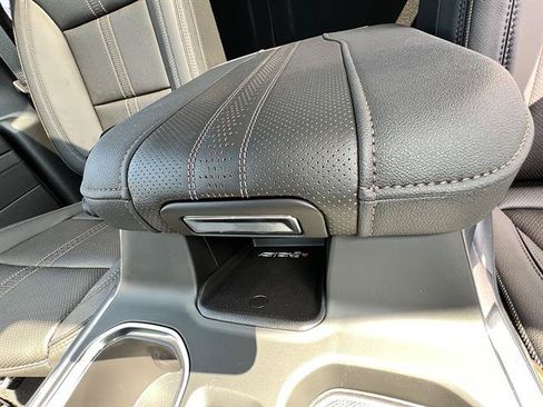 New 2026 Chevrolet Silverado 1500 High Country AWD/4WD image 16