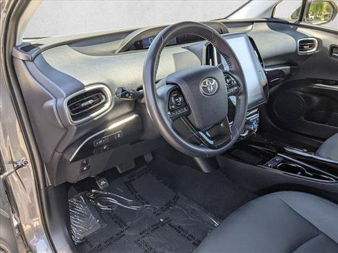 Used 2022 Toyota Prius Prime XLE FWD image 10