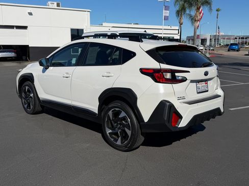 Used 2024 Subaru Crosstrek 2.5i Limited AWD/4WD image 8