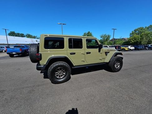 Used 2025 Jeep Wrangler Unlimited Rubicon 392 AWD/4WD image 10