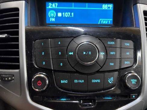Used 2013 Chevrolet Cruze LT FWD image 27