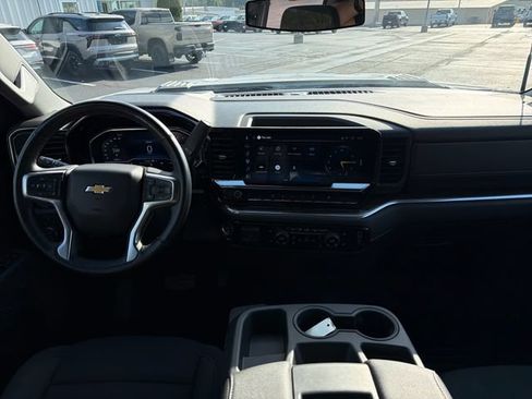 Used 2025 Chevrolet Silverado 2500 LT w/ Convenience Package AWD/4WD image 30
