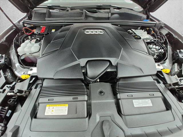 Used 2025 Audi Q7 3.0T Premium Plus AWD/4WD image 27