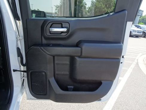Used 2023 GMC Sierra 1500 Pro w/ Pro Value Package AWD/4WD image 19