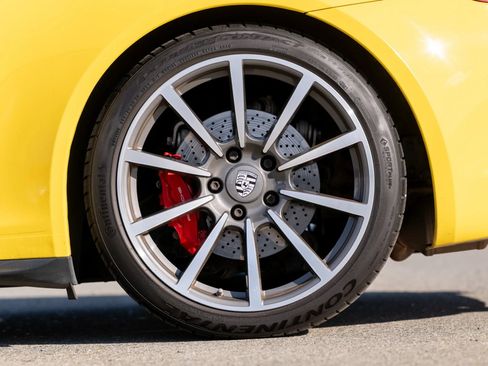 Used 2014 Porsche 911 Carrera 4S image 63