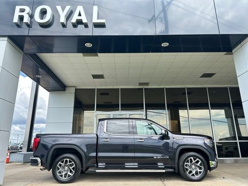 Used 2024 GMC Sierra 1500 SLT w/ SLT Premium Plus Package RWD image 1