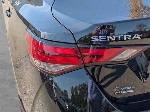 New 2025 Nissan Sentra SV image 12