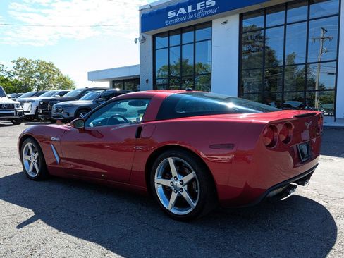 Used 2005 Chevrolet Corvette Coupe w/ Preferred Equipment Group RWD image 10