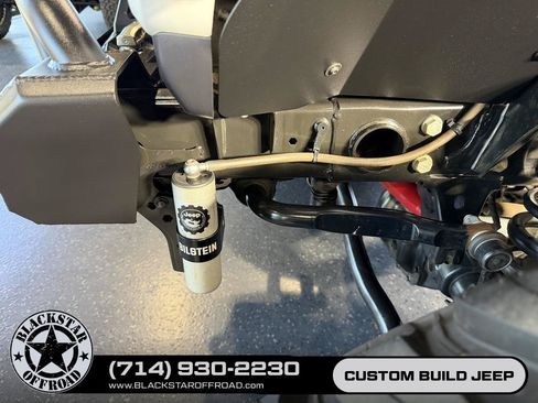 Used 2024 Jeep Gladiator Rubicon AWD/4WD image 30