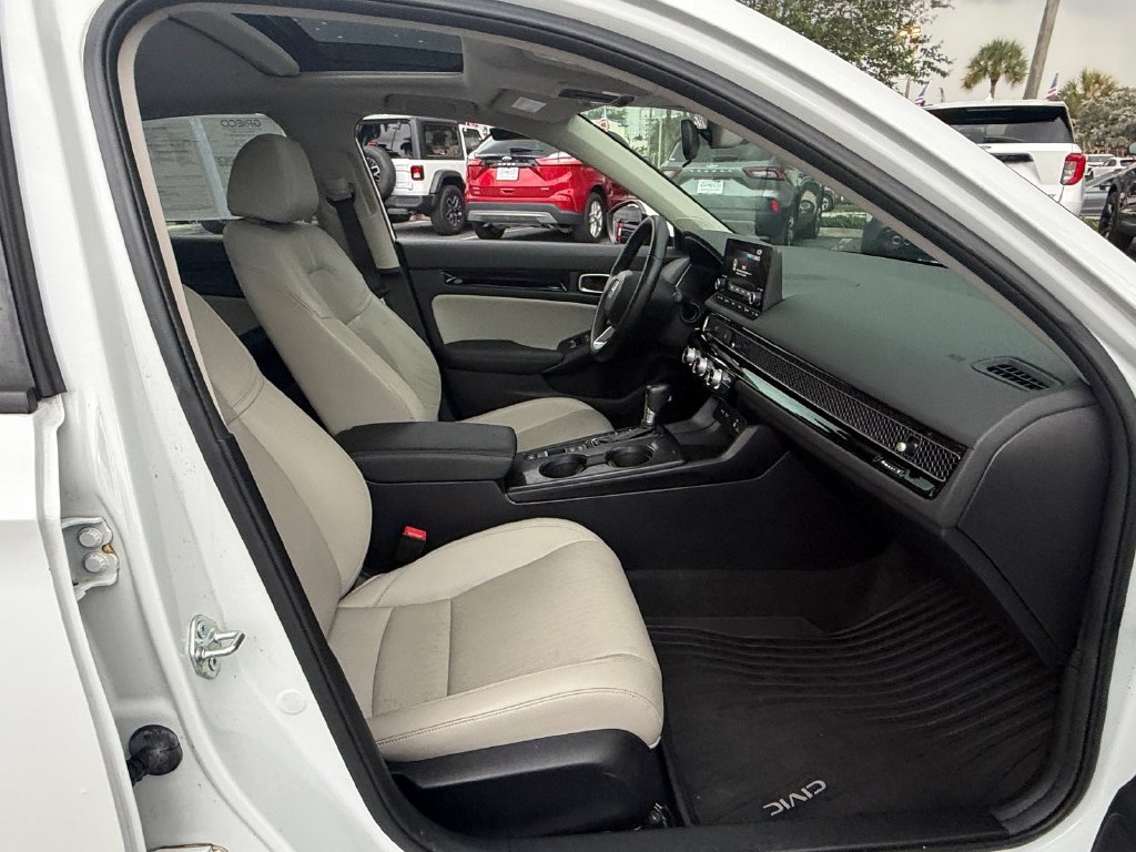 Used 2023 Honda Civic EX-L image 16