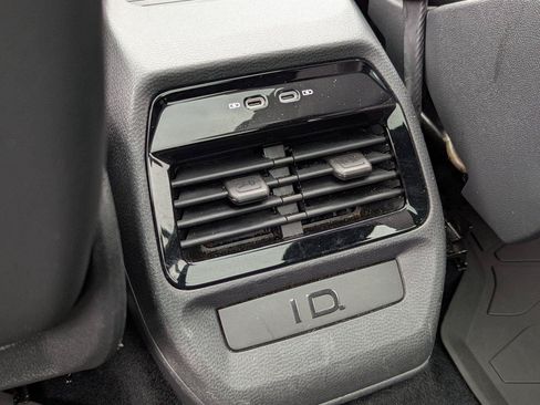 Used 2022 Volkswagen ID.4 Pro S AWD/4WD image 24