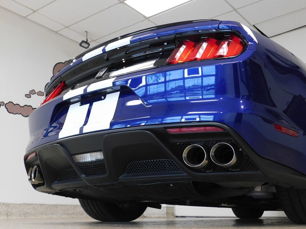 Used 2016 Ford Mustang Shelby GT350 w/ Technology Package RWD image 74