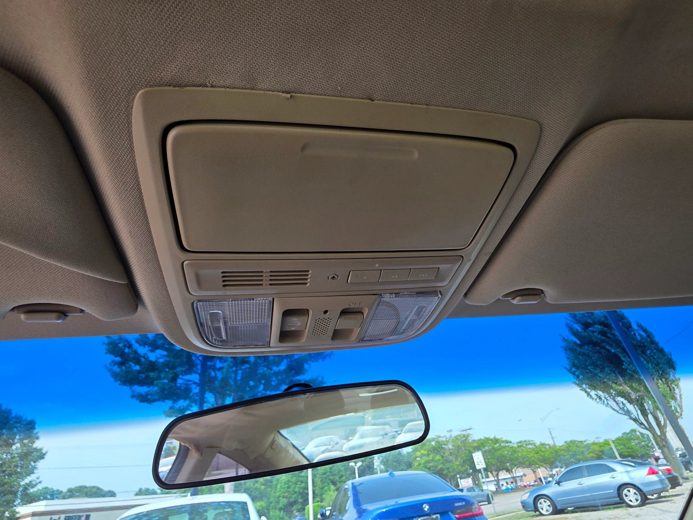 Used 2010 Honda Accord EX-L image 21