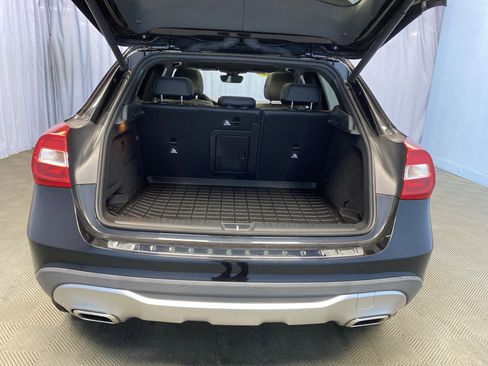 Used 2018 Mercedes-Benz GLA 250 4MATIC image 31