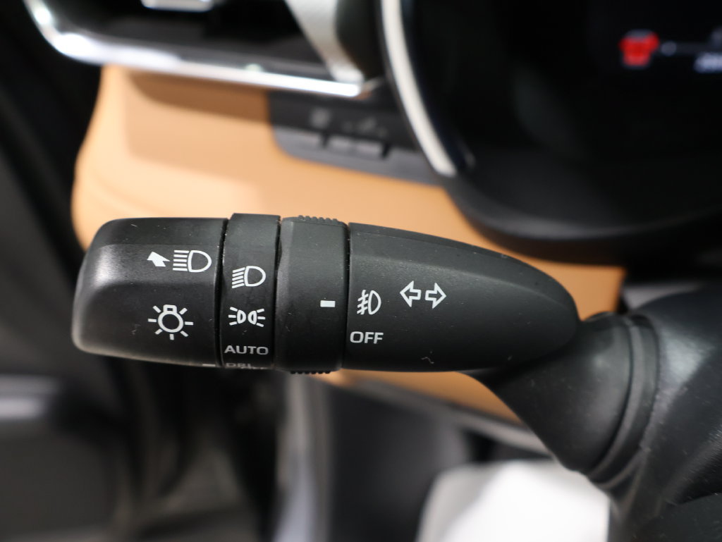 Used 2024 Toyota Highlander Platinum AWD/4WD image 38