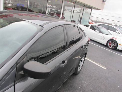 Used 2018 Ford Focus S FWD image 34