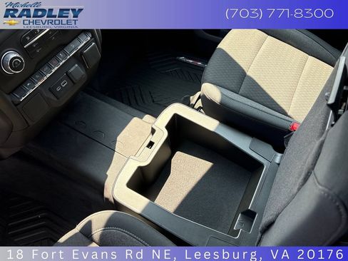 Used 2025 Chevrolet Silverado 1500 Custom Trail Boss AWD/4WD image 23