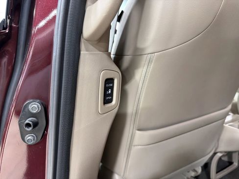Used 2015 Honda Odyssey EX-L image 27
