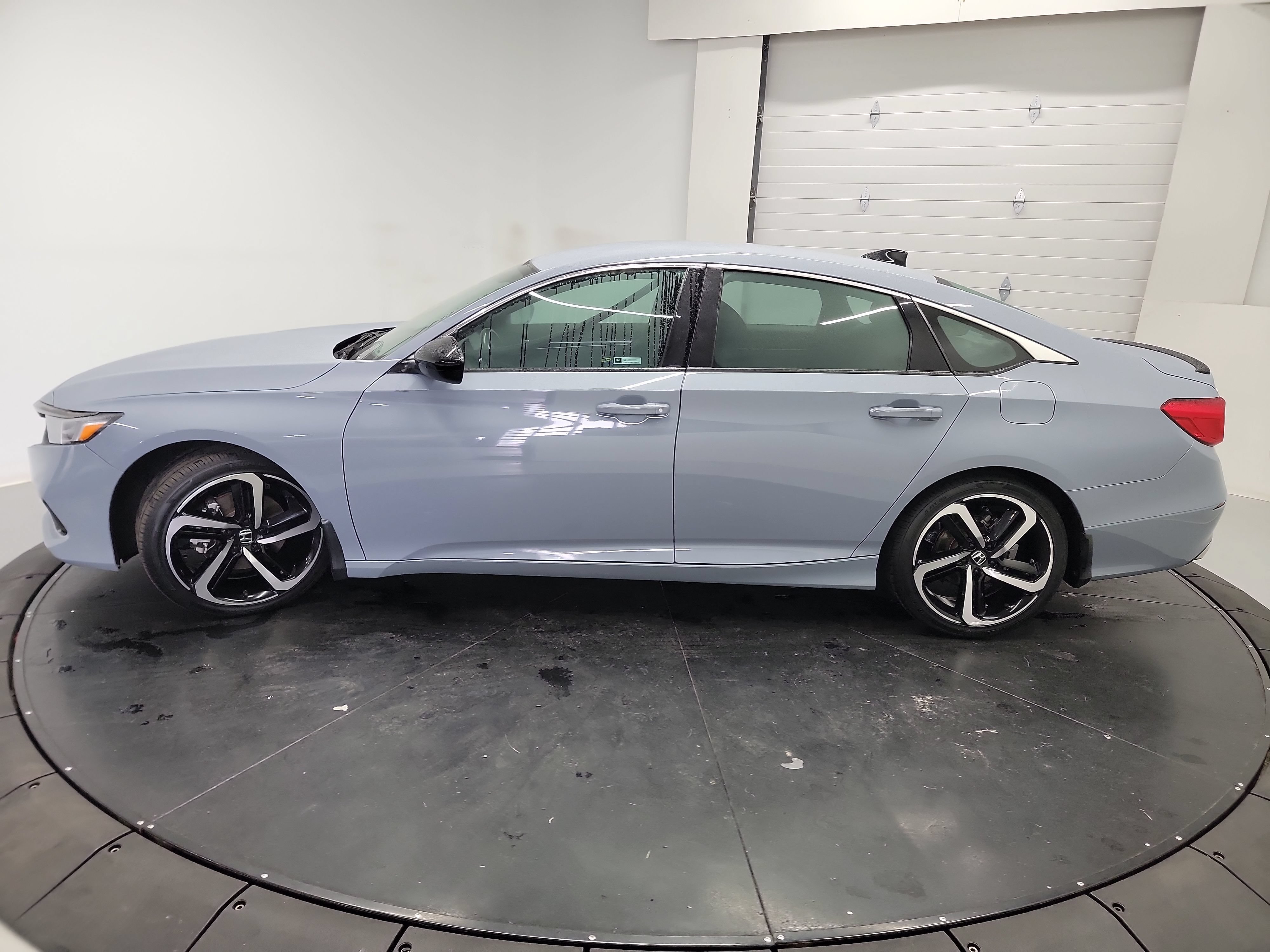 Used 2022 Honda Accord Sport image 5