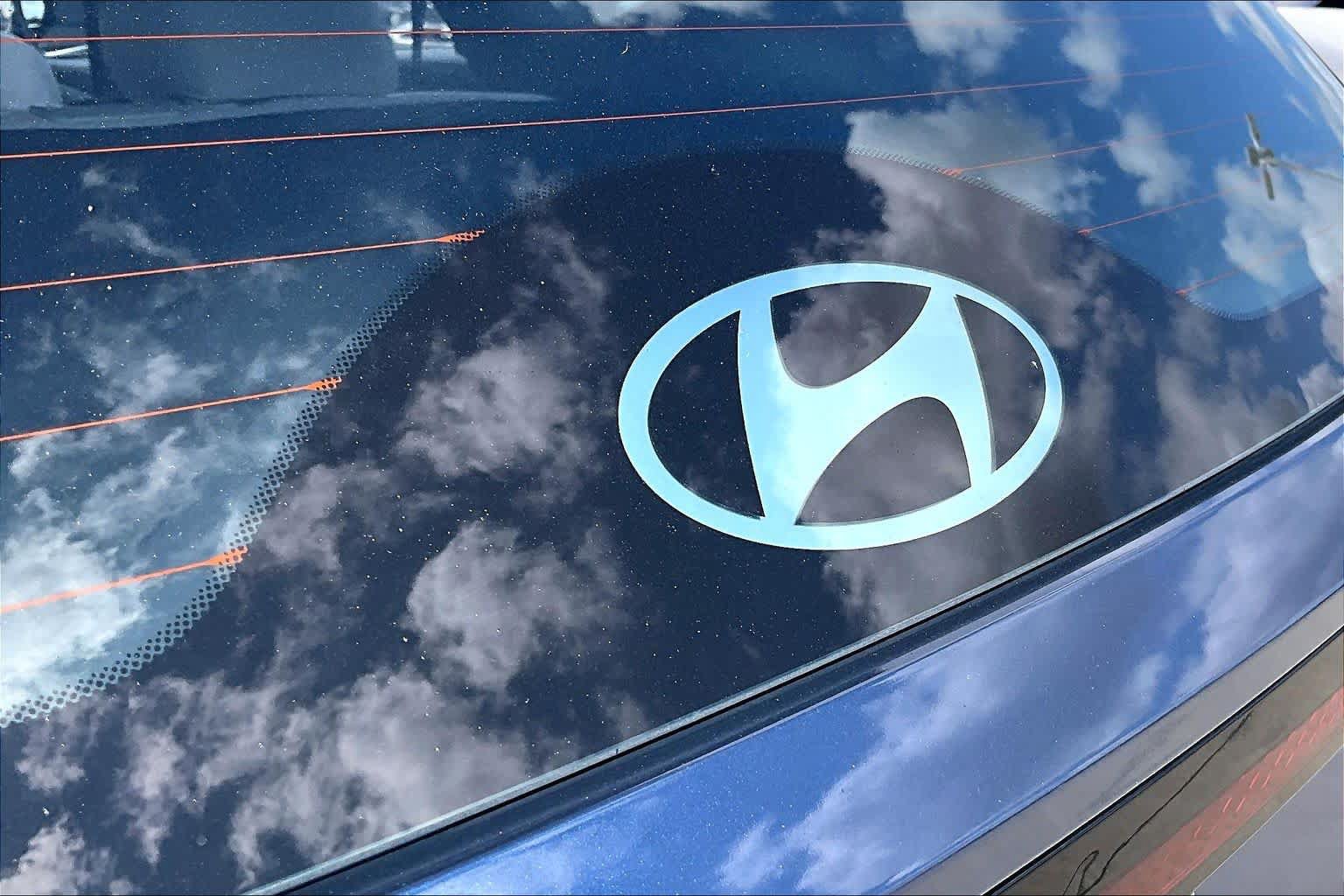 Used 2025 Hyundai Tucson SE FWD image 8