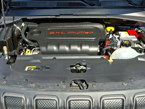 Used 2022 Jeep Compass Trailhawk AWD/4WD image 29
