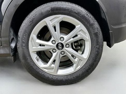 Used 2023 Hyundai Kona SEL AWD/4WD image 30