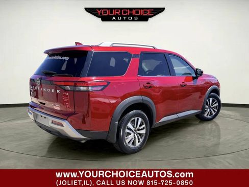 Used 2022 Nissan Pathfinder SL w/ SL Black Package AWD/4WD image 10