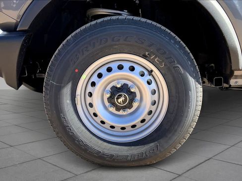 New 2025 Ford Bronco 4-Door image 11