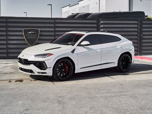 Used 2024 Lamborghini Urus S AWD/4WD image 5