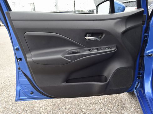 Used 2023 Nissan Versa SV image 19