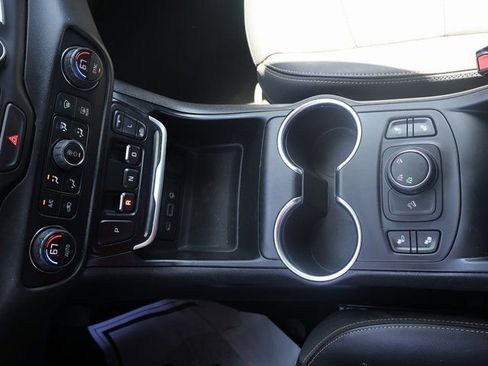 Used 2019 GMC Terrain SLT AWD/4WD image 32
