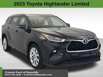 Used 2023 Toyota Highlander Limited